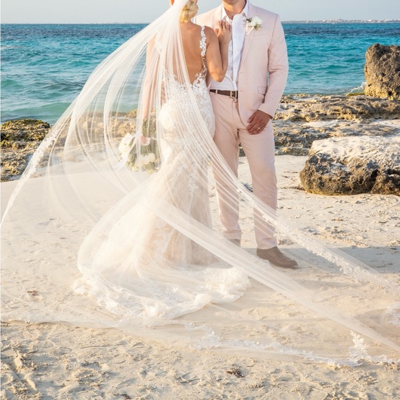 Enzoani Wedding Dress Size 4 - Picture 5 of 5